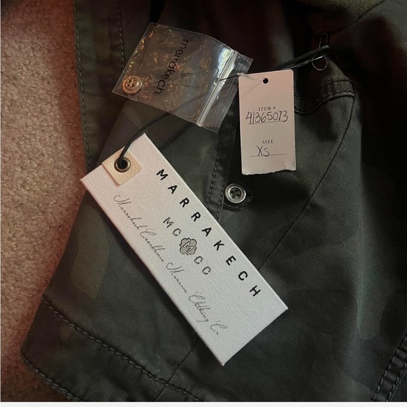 Anthropologie camo Women’s XS jacket - Picture 3 of 5